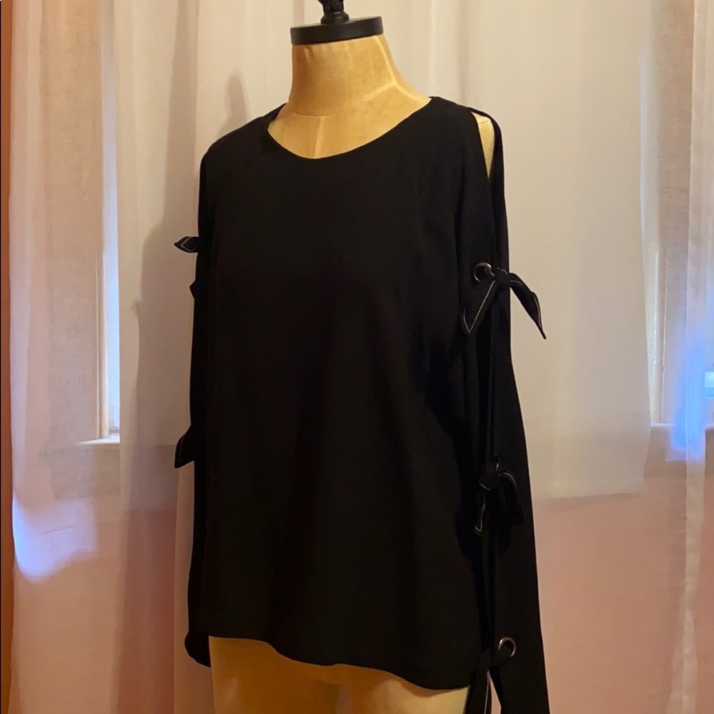 Bcbg Haydin black long sleeve with ties
